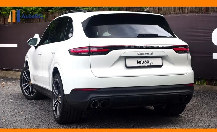 Porsche Cayenne cena 275555 przebieg: 177043, rok produkcji 2017 z Poznań małe 781